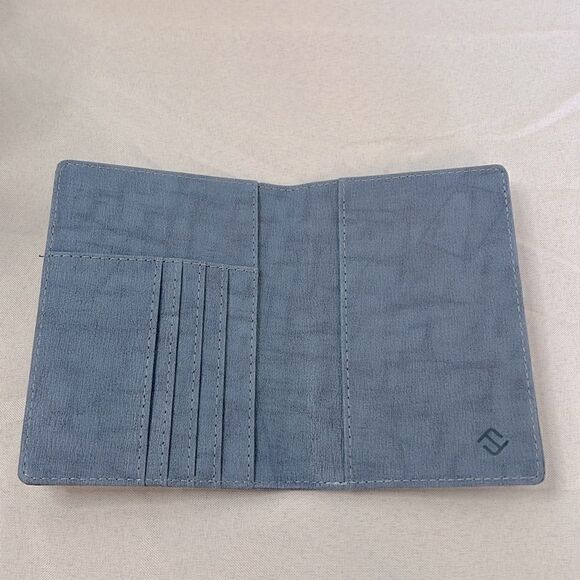 Vintage Blue Passport Holder w/ Credit Card Slots and RFID Blocking Security - Picture 3 of 3
